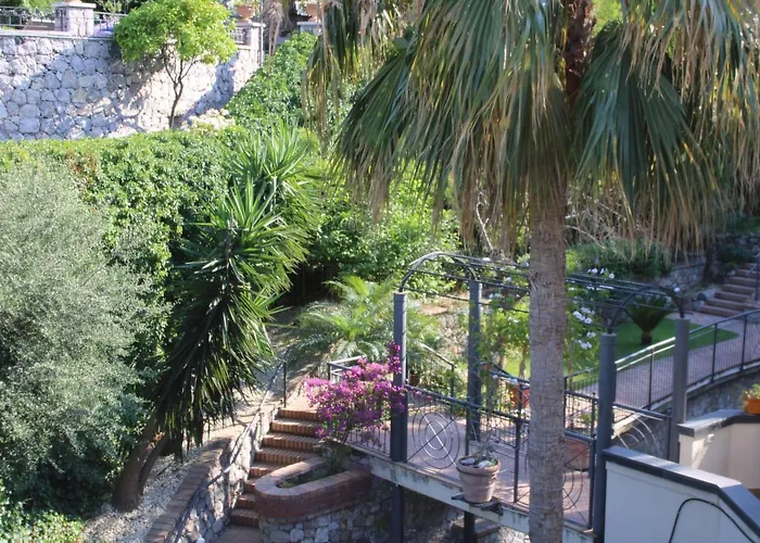 Taormina Helas Apartment By Taormina Holidays