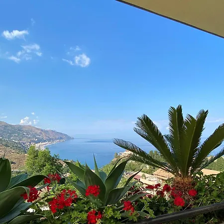 Taormina Helas Apartment By Taormina Holidays Exterior photo